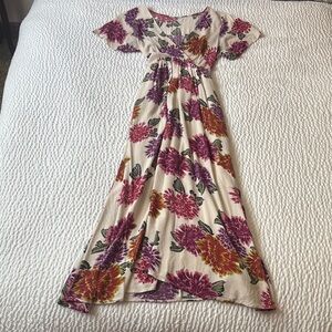 Floral flowy maxi dress with adjustable waist tie